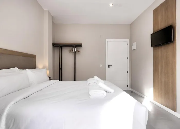 Hostal Puerta Almar